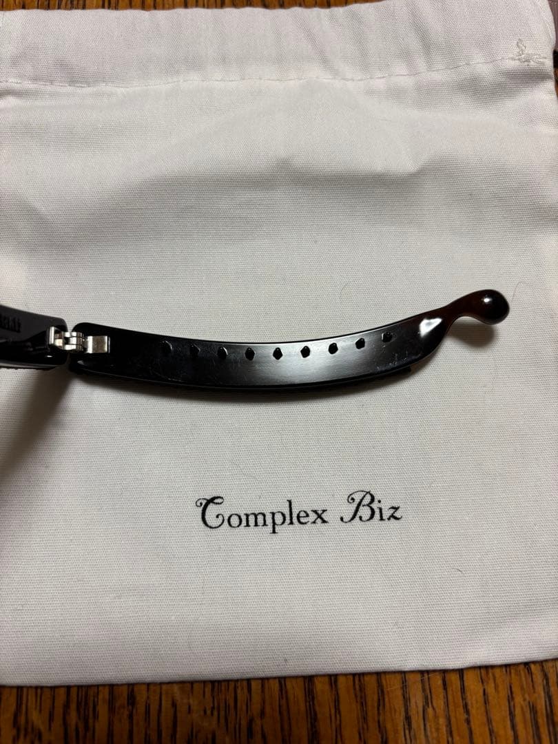 コンプレックスビズ　 バナナクリップ　ブラウン