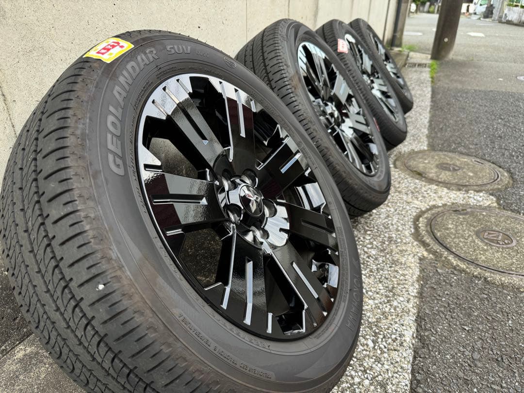 ［美品］三菱デリカD5 純正 タイヤホイール シャモニー ブラックアルミホイール