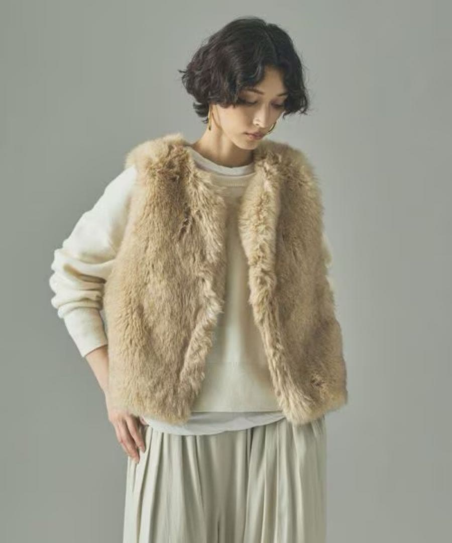 カレンソロジー　ショートファーベスト