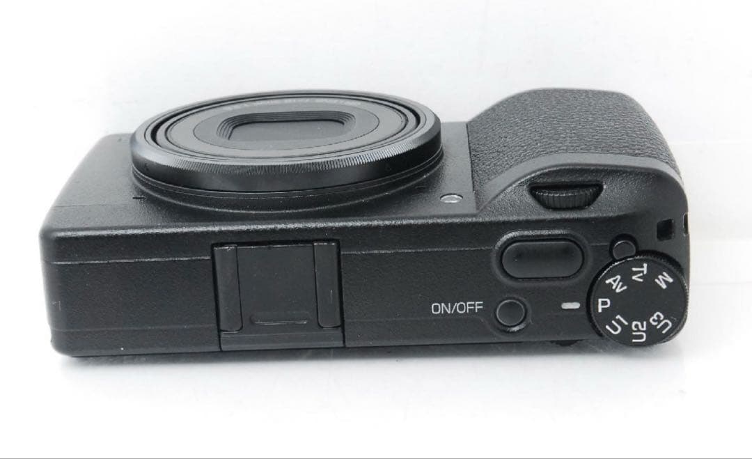 【美品】中古品　RICOH GR Ⅲ コンパクトデジタルカメラ
