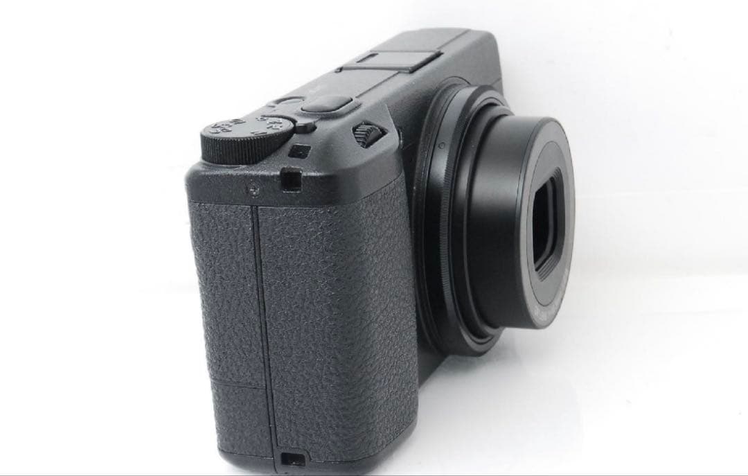 【美品】中古品　RICOH GR Ⅲ コンパクトデジタルカメラ