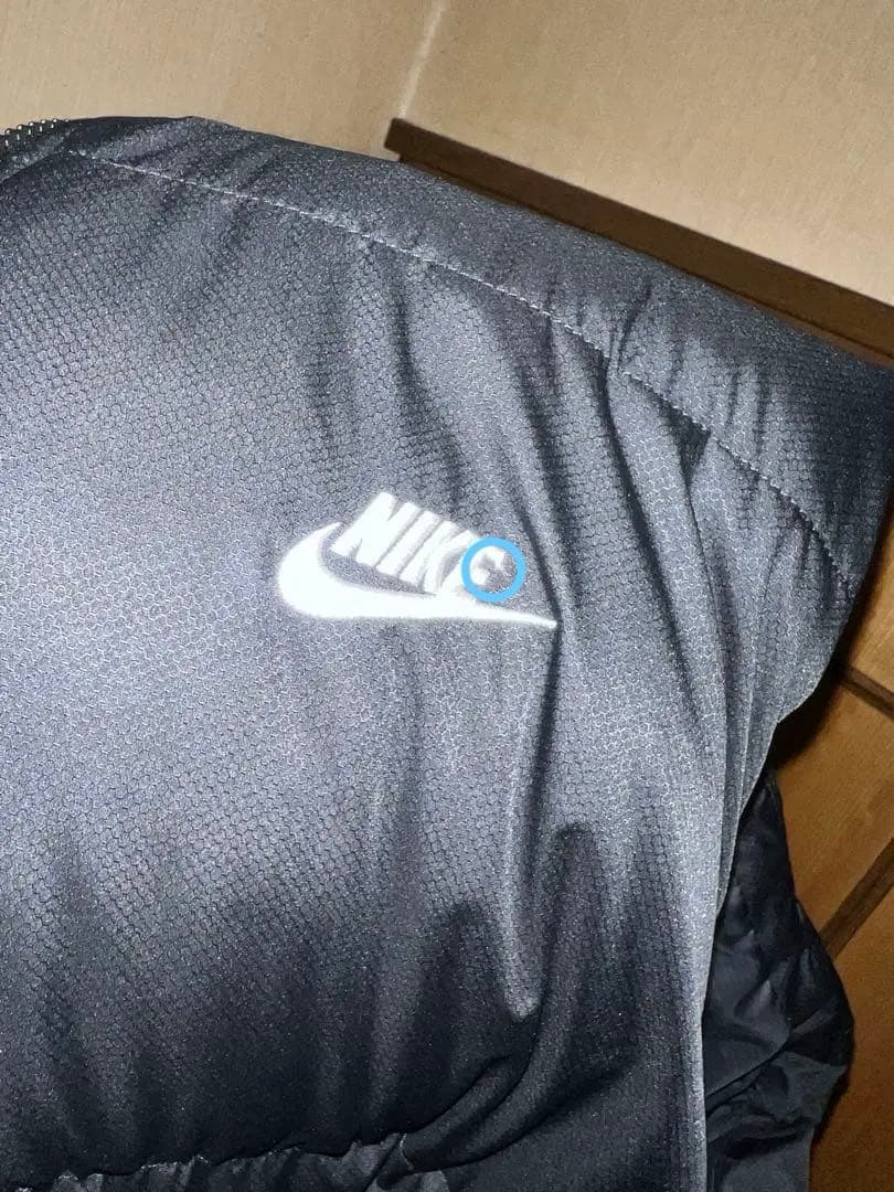 Nike 黒 ダウンベスト Mサイズ