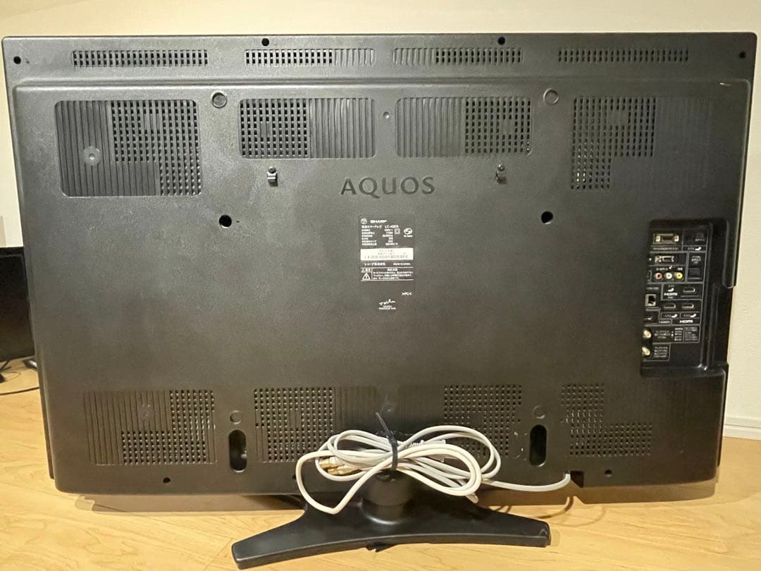 SHARP AQUOS 40インチ液晶テレビ