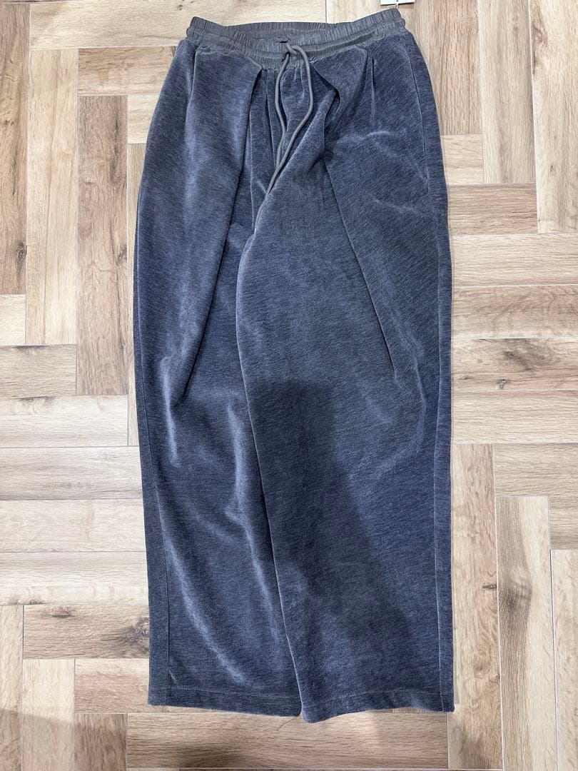 CYAN tokyo グレー ベルベット ワイドパンツ