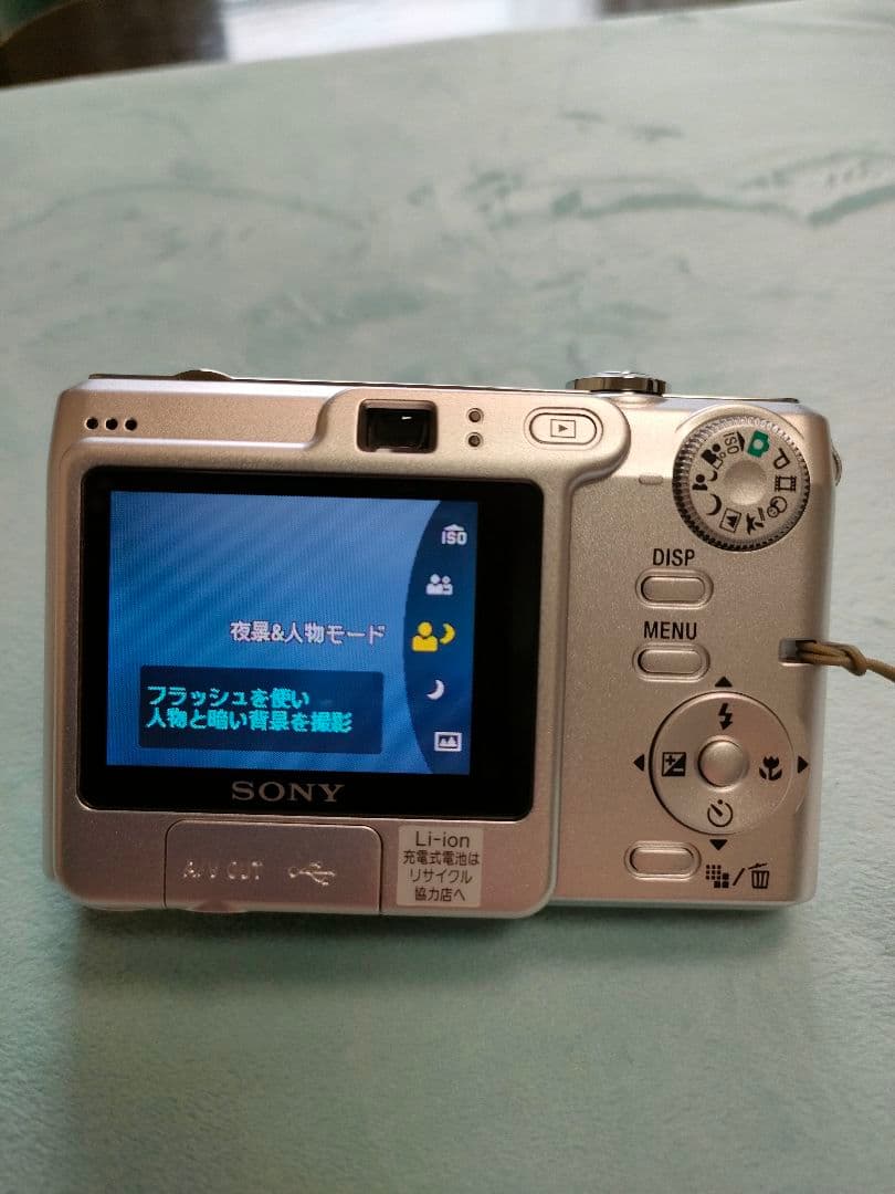 【美品】【動作確認済み】デジタルカメラ　SONY サイバーショットDSC-W35