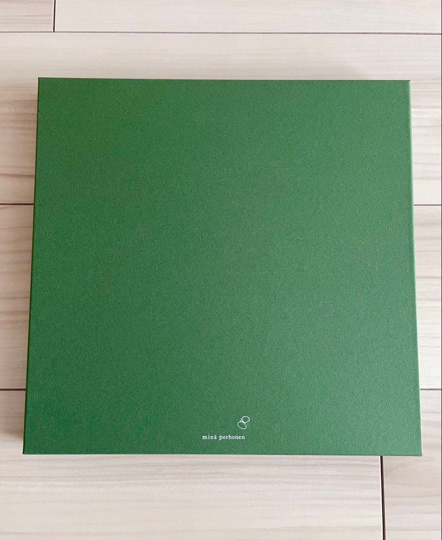 ミナペルホネン ⚮̈﻿ トレイ 羽型