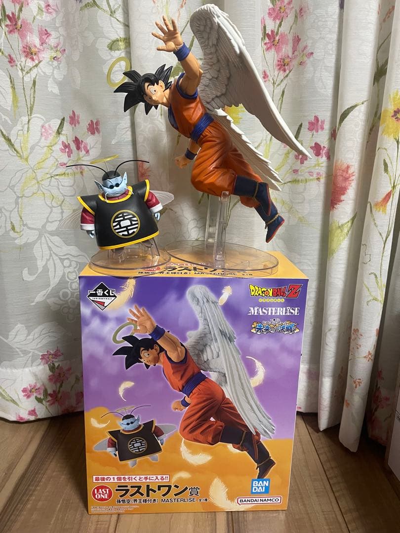 ドラゴンボール　一番くじ　ラストワン賞　天使悟空　界王様　フィギュア