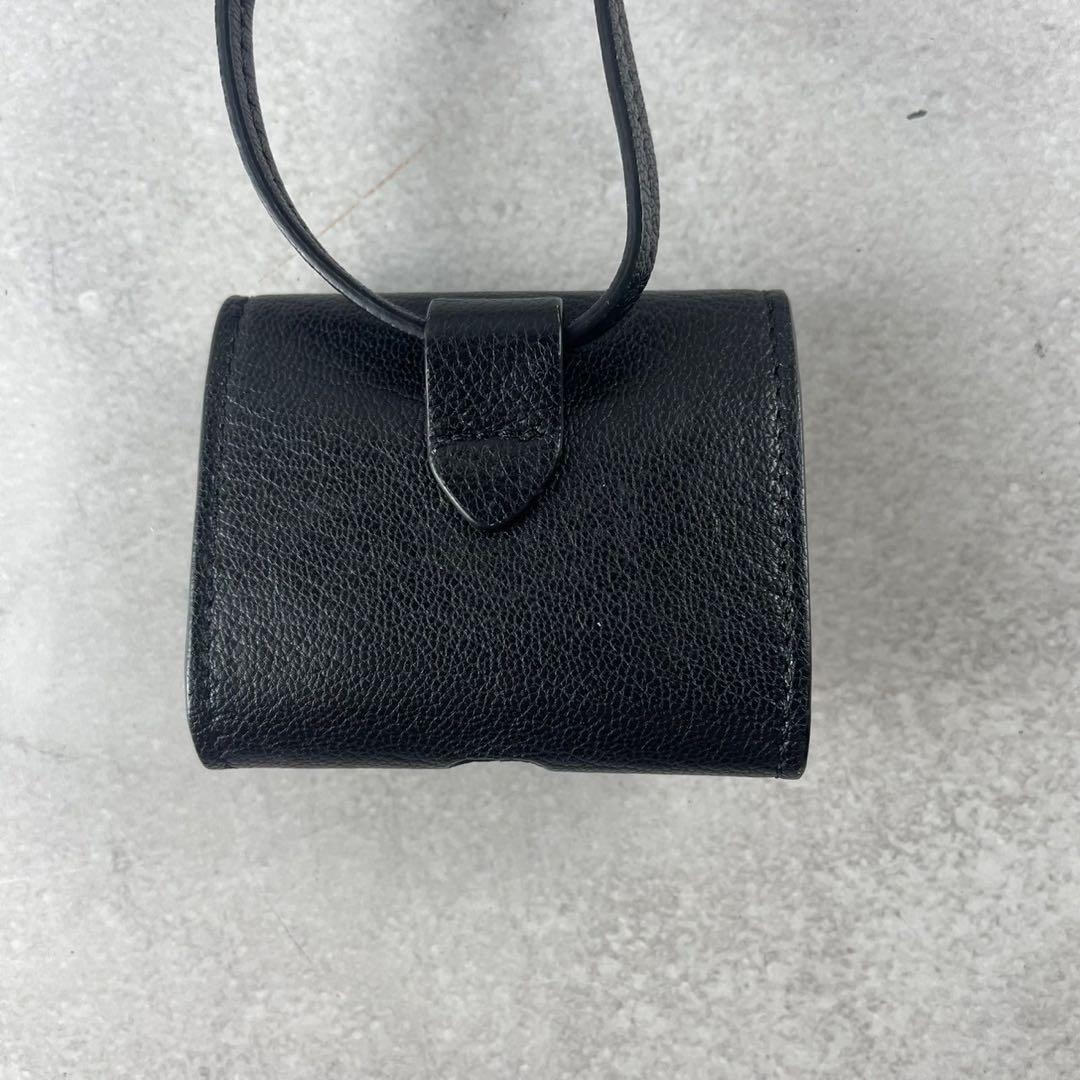 未使用に近い◎メゾンマルジェラ AirPodsケース ストラップ付 レザー 黒