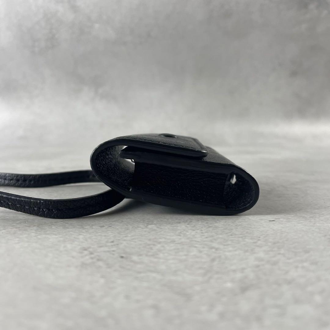 未使用に近い◎メゾンマルジェラ AirPodsケース ストラップ付 レザー 黒