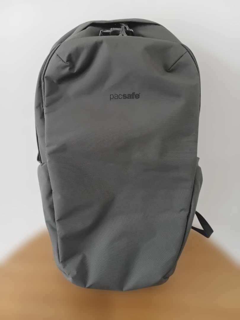 PacSafe/パックセーフ VIBE 25 ECONYL（バイブ25　エコ）