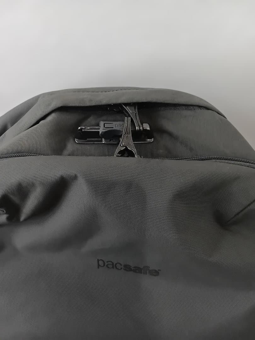 PacSafe/パックセーフ VIBE 25 ECONYL（バイブ25　エコ）