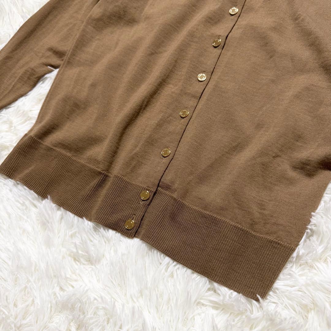 【まり】ミューズ ドゥーズィエムクラス クルーネックカーディガン 金ボタン