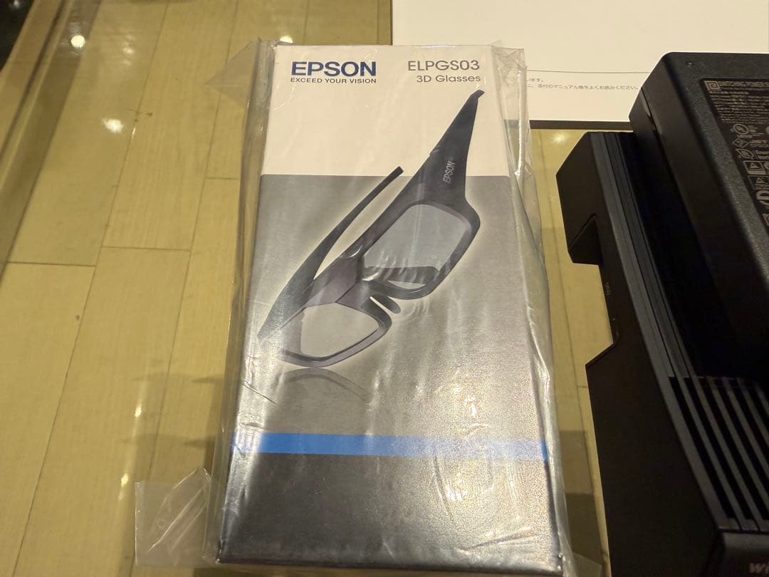 値下げ エプソン EH-TW8300W 4K対応3Dシアター ワイヤレス対応