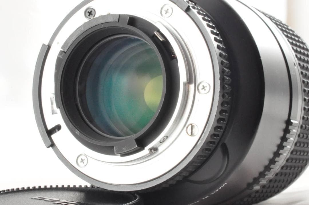 ニコン AF MICRO NIKKOR 105mm F2.8 D 中古品