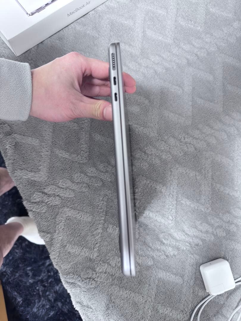 Apple MacBook Air 13.6インチ スペースグレー (M2)