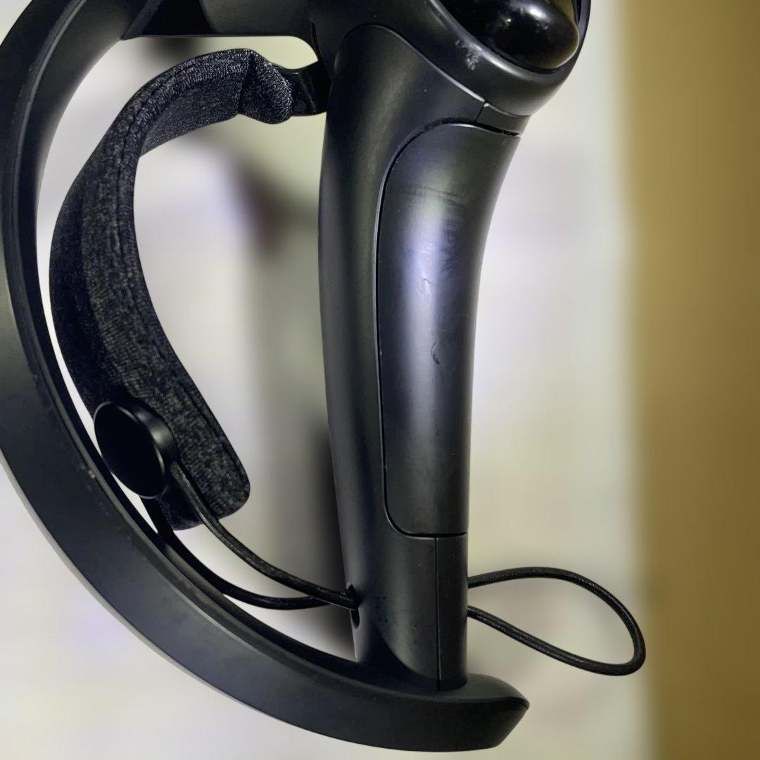 良い　valve indexコントローラー左右セット 動作確認済み　清掃済み