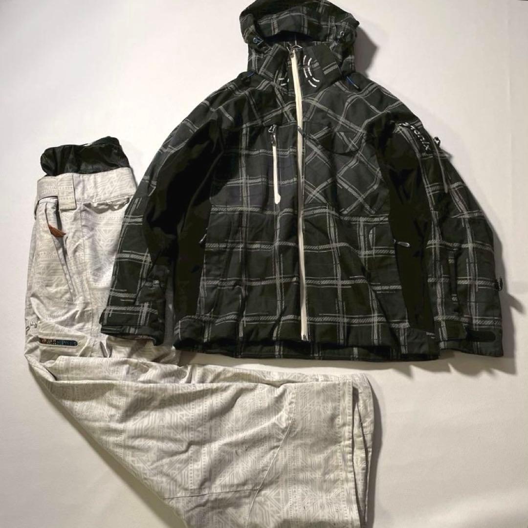 【メル70651 】PHENIX スキーウェア 上下 セットアップ M