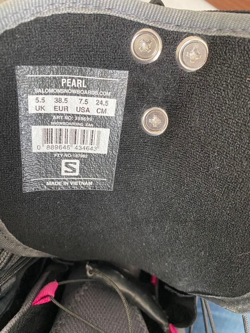 Salomon 女性用スノーボードブーツ グレー/ピンク