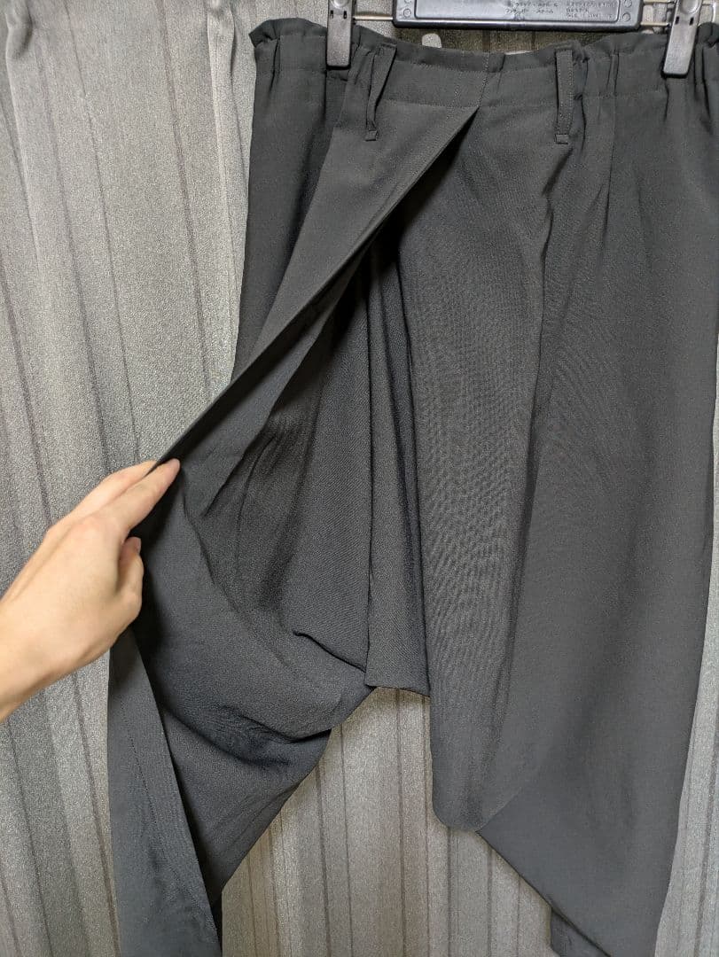 1325 ISSEY MIYAKE サルエルパンツ　グレー　IL61FF112