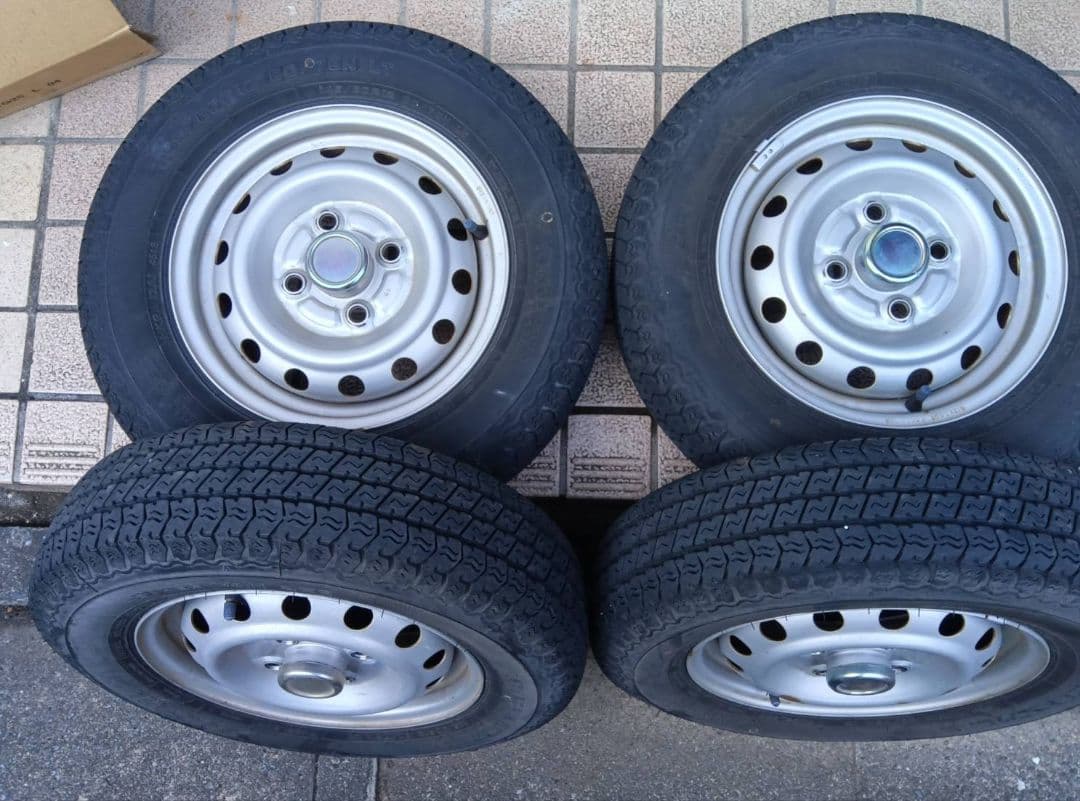 スタッドレスタイヤ・ホイールセット 4本セット