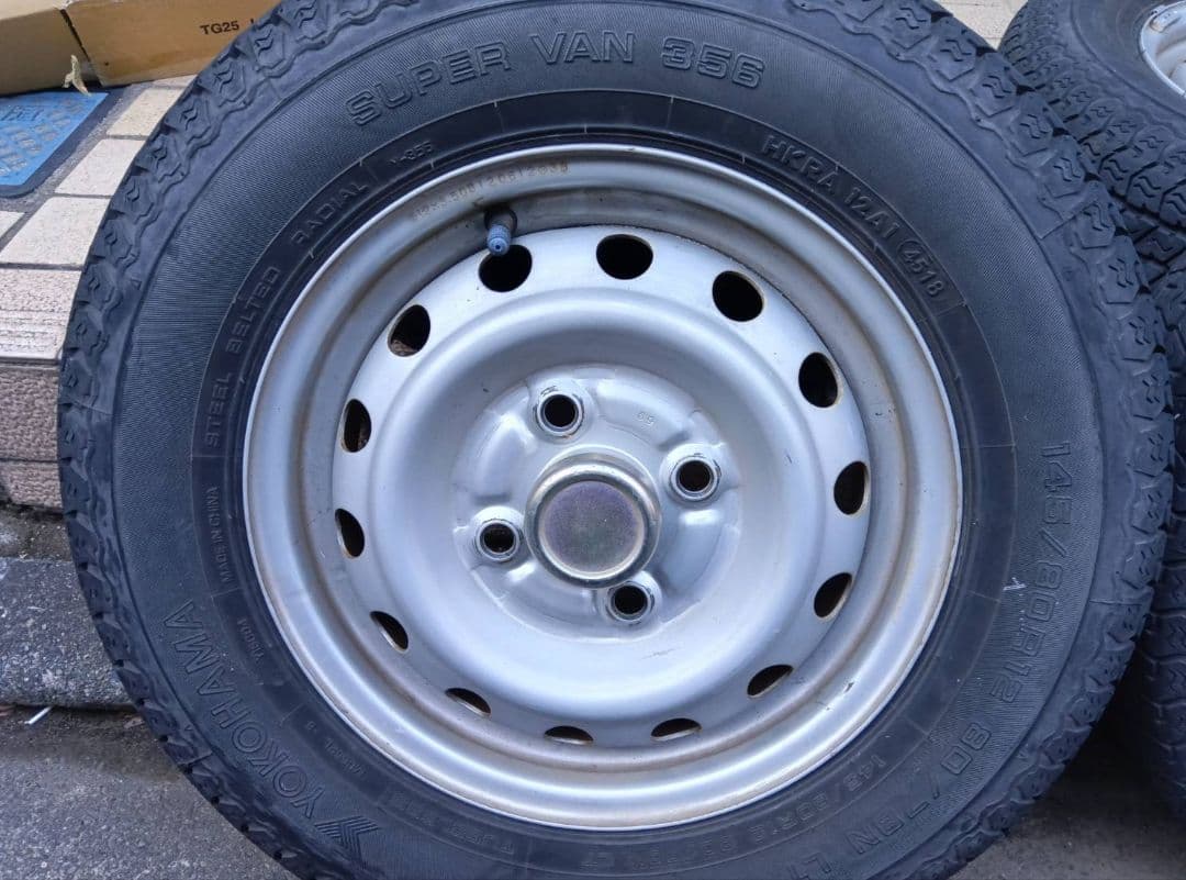 スタッドレスタイヤ・ホイールセット 4本セット