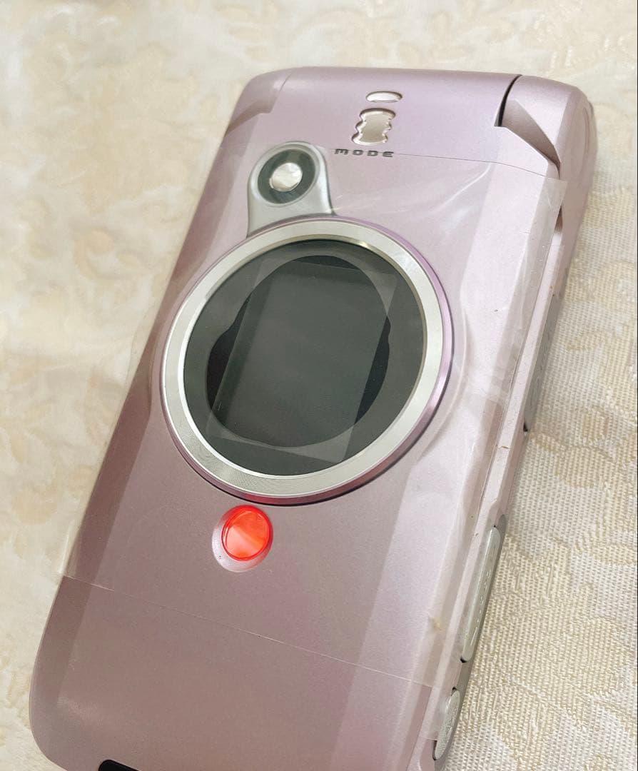 未使用FOMA三菱 ガラケー カメラ 携帯電話D900i ピンク 2004年製