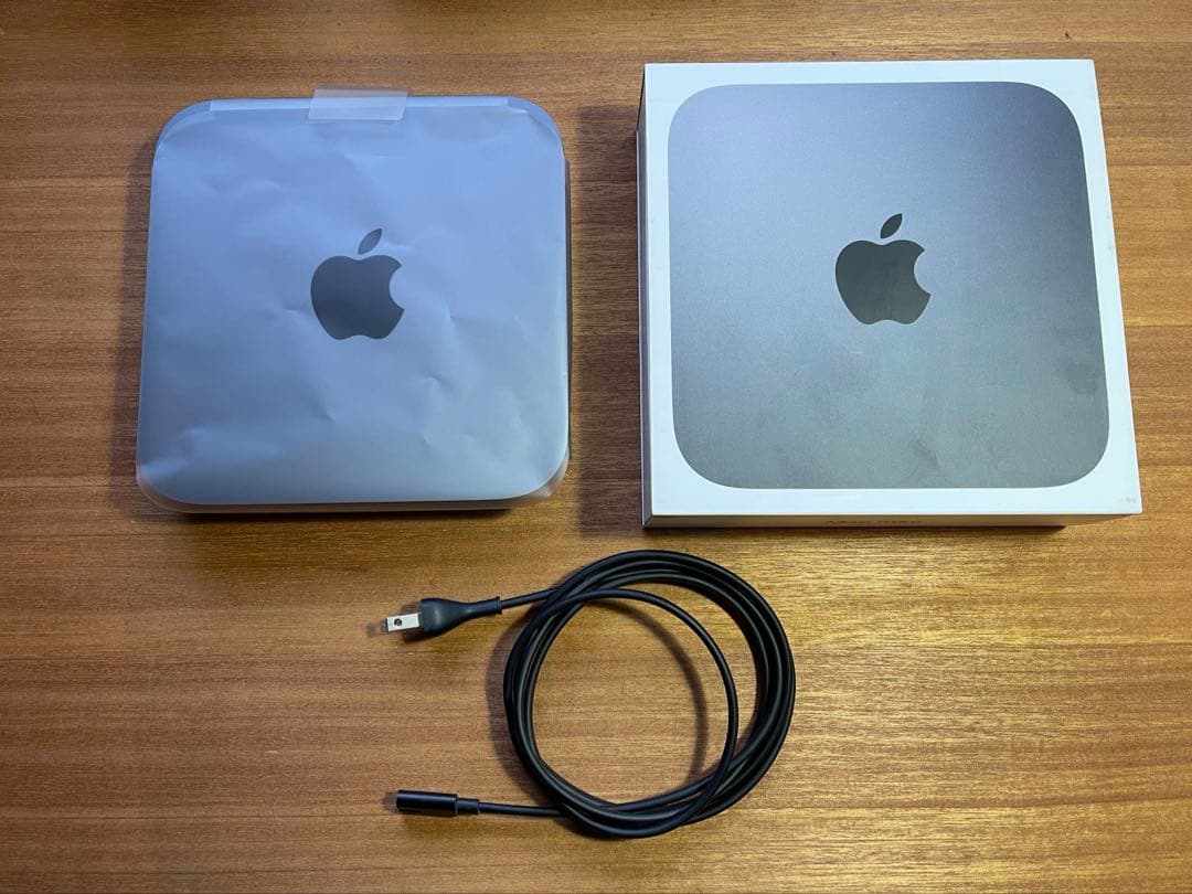 Macmini 2018 i7 メモリ32GB SSD512GB 初期化済