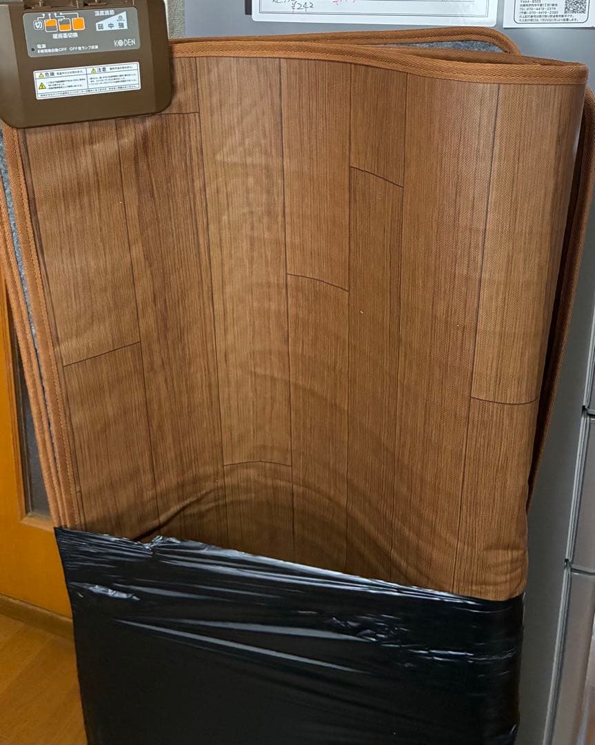 広電（KODEN)フローリング調　電気カーペット