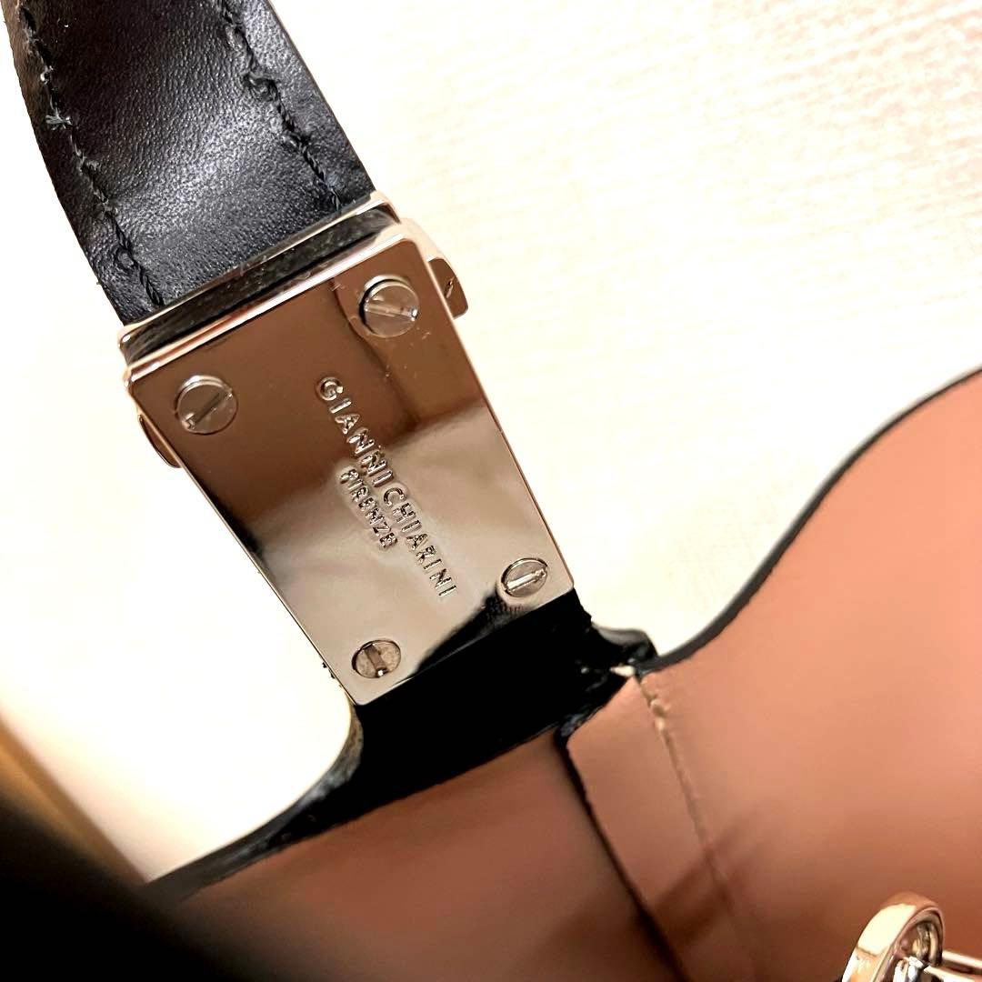 新品タグ付ジャンニキアリーニ◆本革トートバッグ大きめ希少サイズ黒6万イタリア製