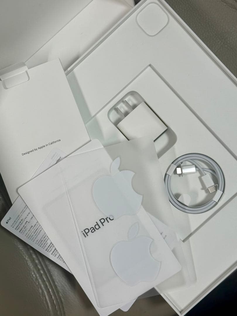 【美品・箱付き】iPad Pro （第5世代） 12.9 シルバー 256GB