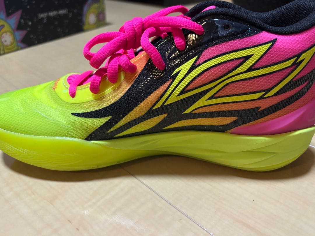 PUMA × Rick and Morty コラボ バスケットボールシューズ