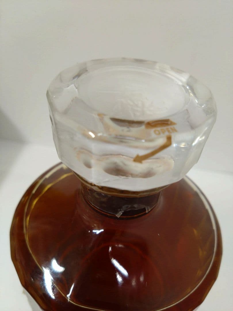 【未開栓】サントリー　響 17年 700ml 箱付き