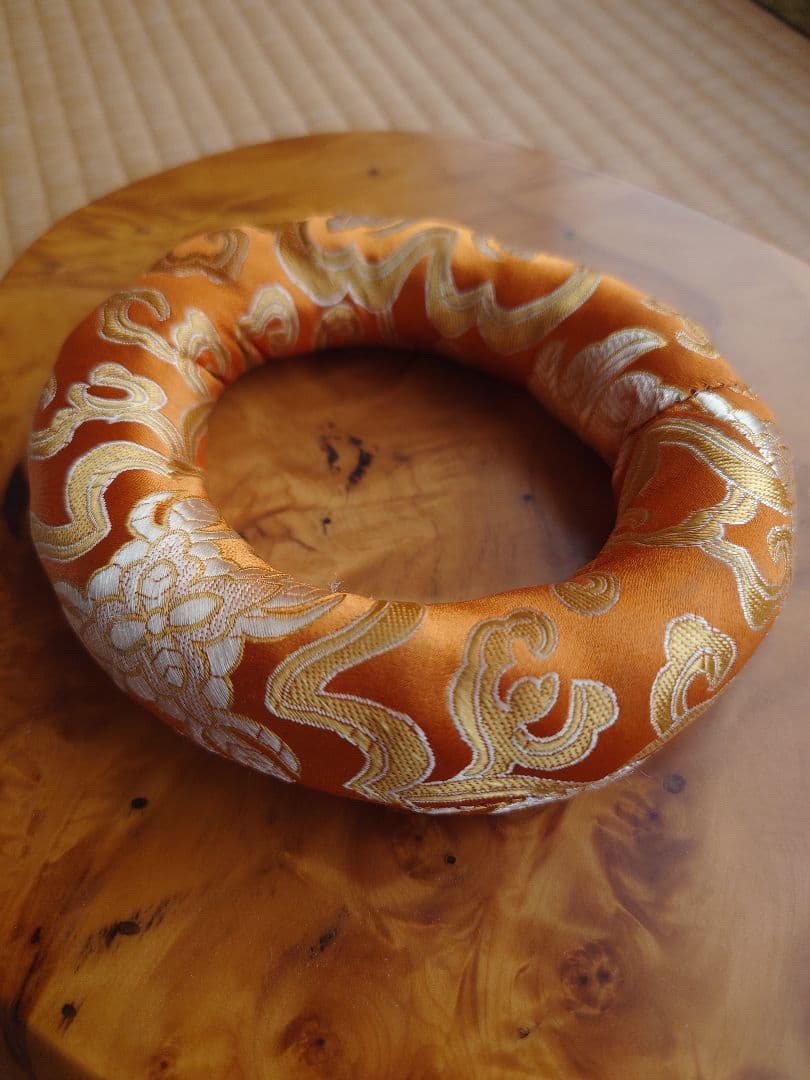 【本日限定価】格本物のシンギングボウルが欲しい方に　薄型　チベット　密教