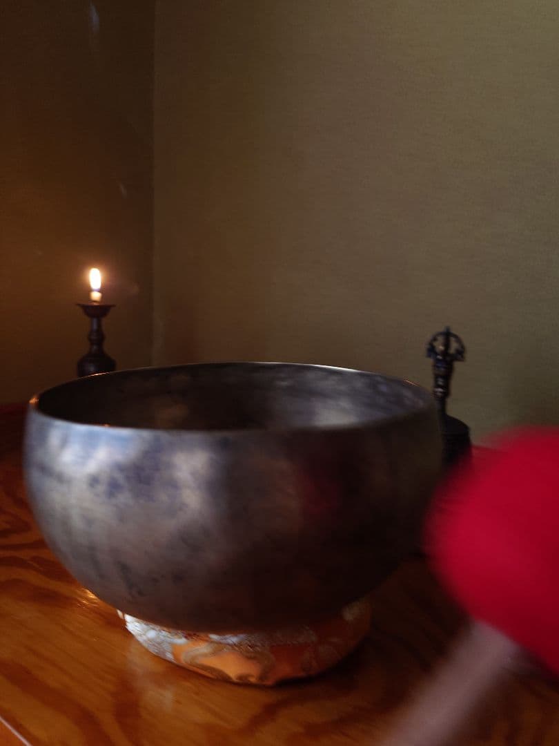 【本日限定価】格本物のシンギングボウルが欲しい方に　薄型　チベット　密教