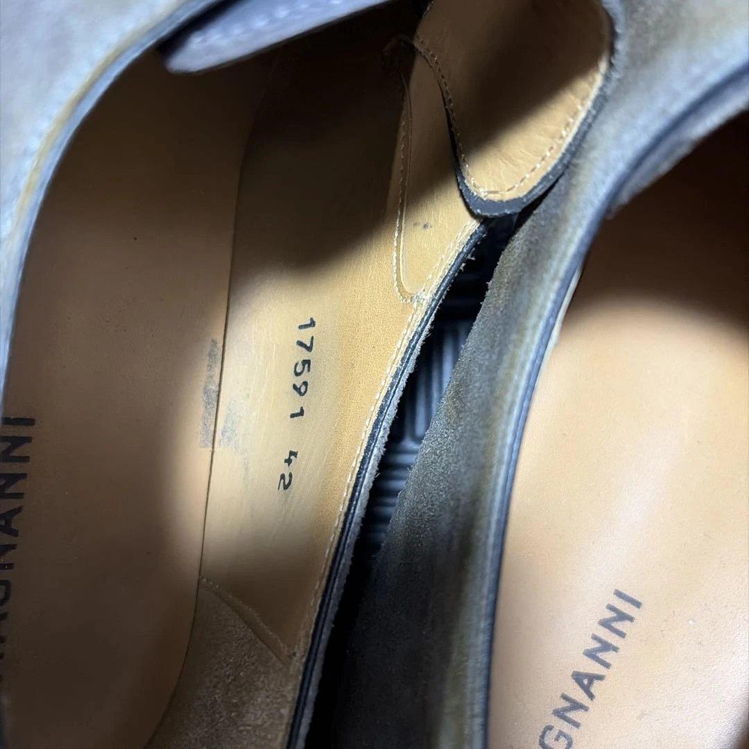 マグナーニ　革靴