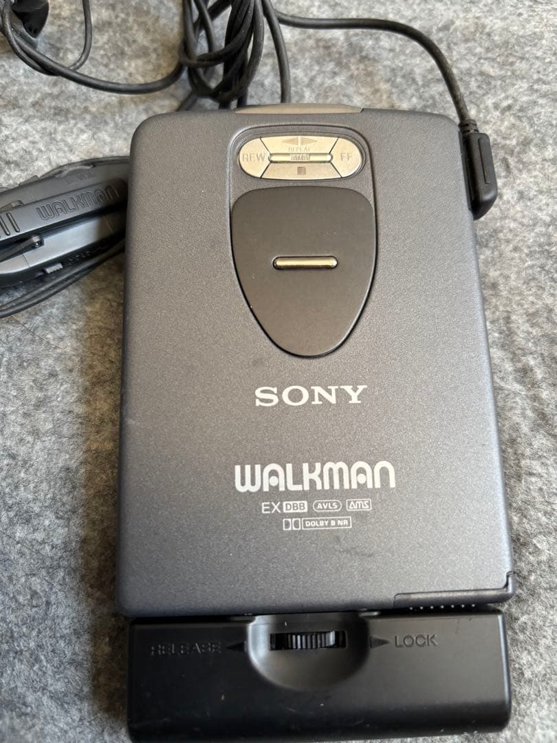 【ジャンク品】SONY カセットウォークマン WM-EX1