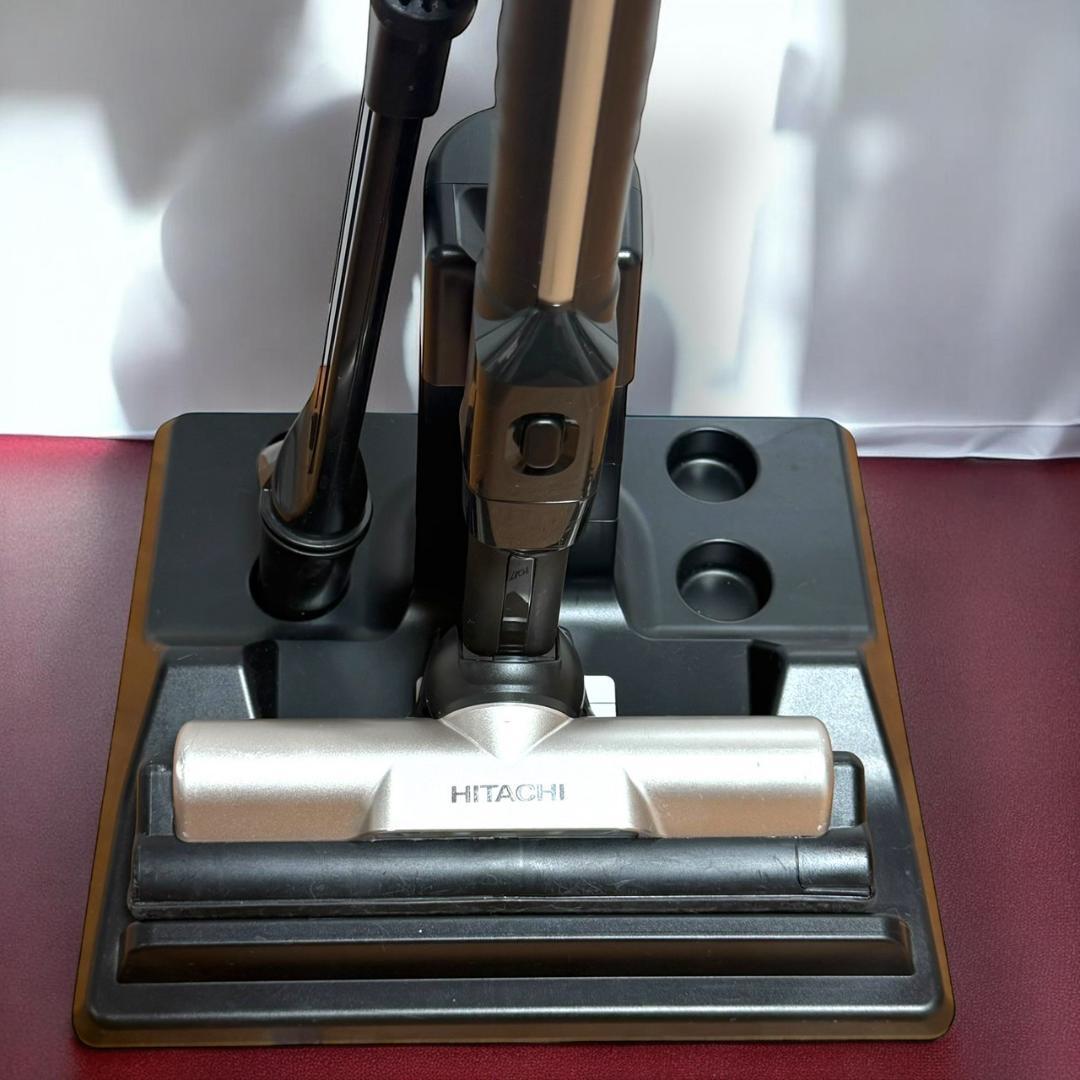 ☆2022年製 美品 日立 PV-BL3J N コードレススティッククリーナー