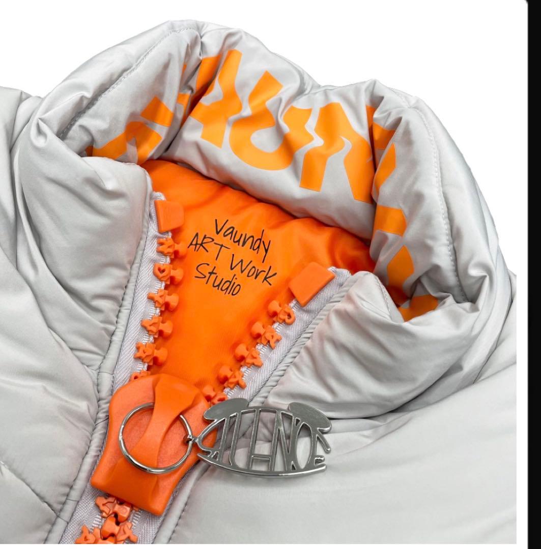 VAUNDY ドームツアー　Logo Down Vest \"SILENCE\"