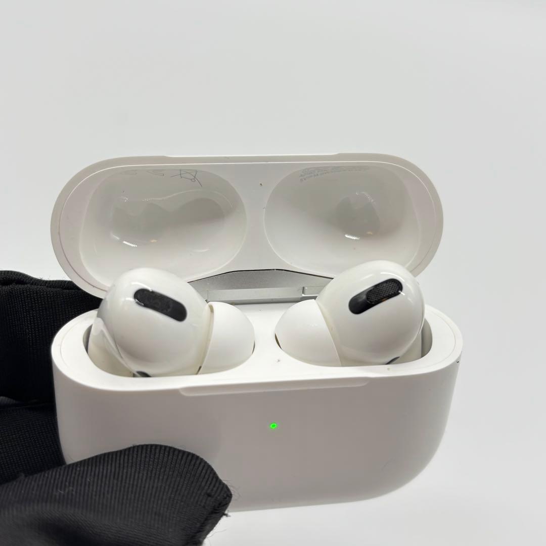 【極美品】Air Pods Pro MWP22J/A ワイヤレスイヤホン