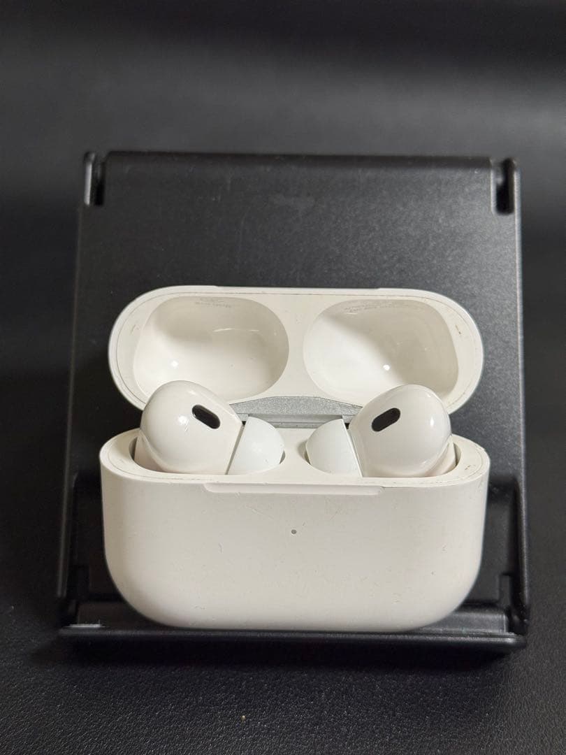 AirPods Pro 第2世代 lightning ケース付き