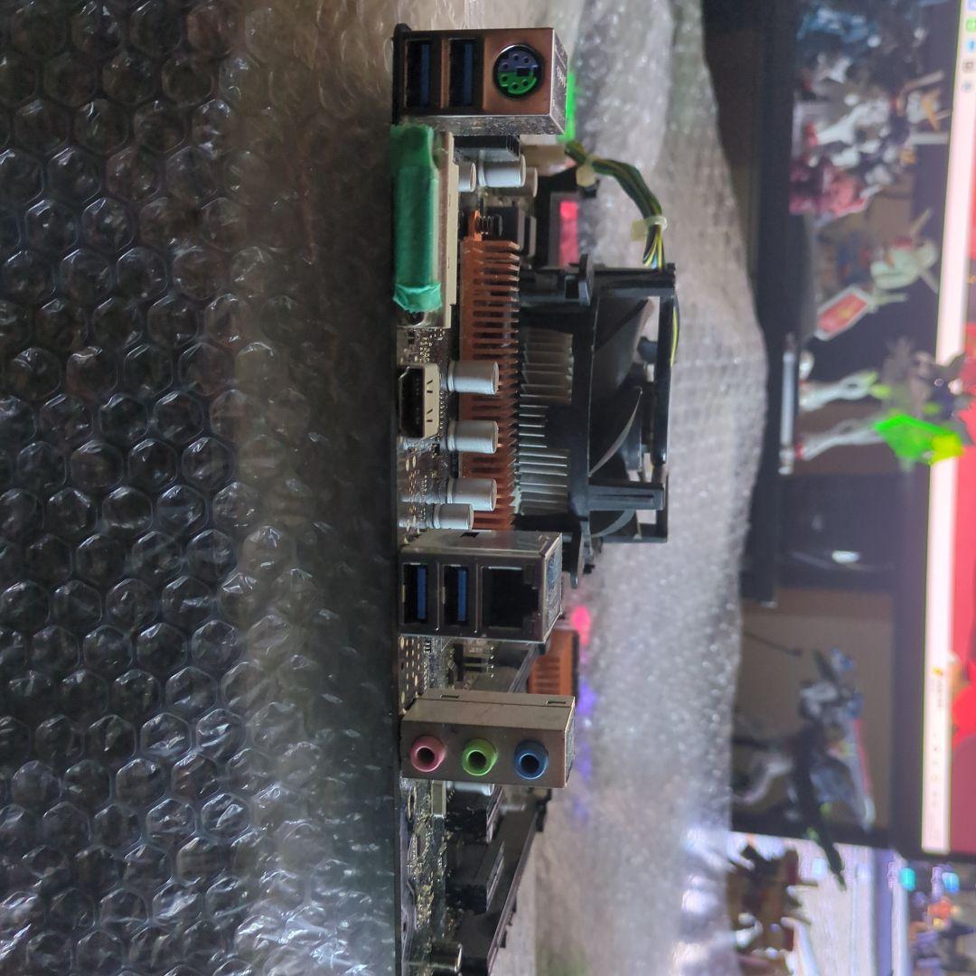 ASRock B150M Pro4S マザーボード とI7 6700CPUセット