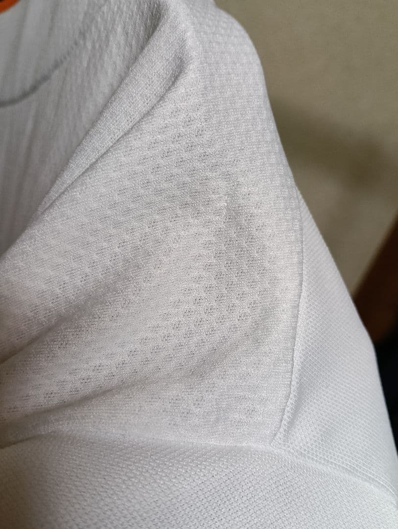 新品タグ付き！ アンダーアーマー製 読売ジャイアンツ 刺繍背番号無しユニフォーム