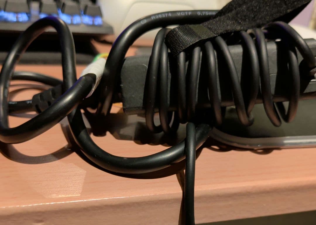 Lenovo Yoga 7 2-in-1 AMD Ryzen 7 ノートPC