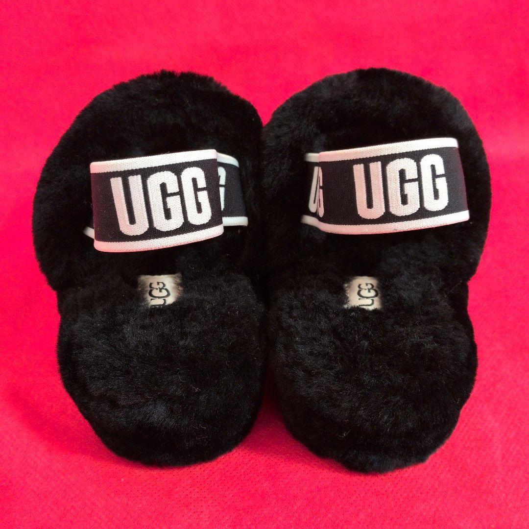 【未使用】UGGファーサンダル FLUFF YEAH SLIDE✨️モコモコ✨️