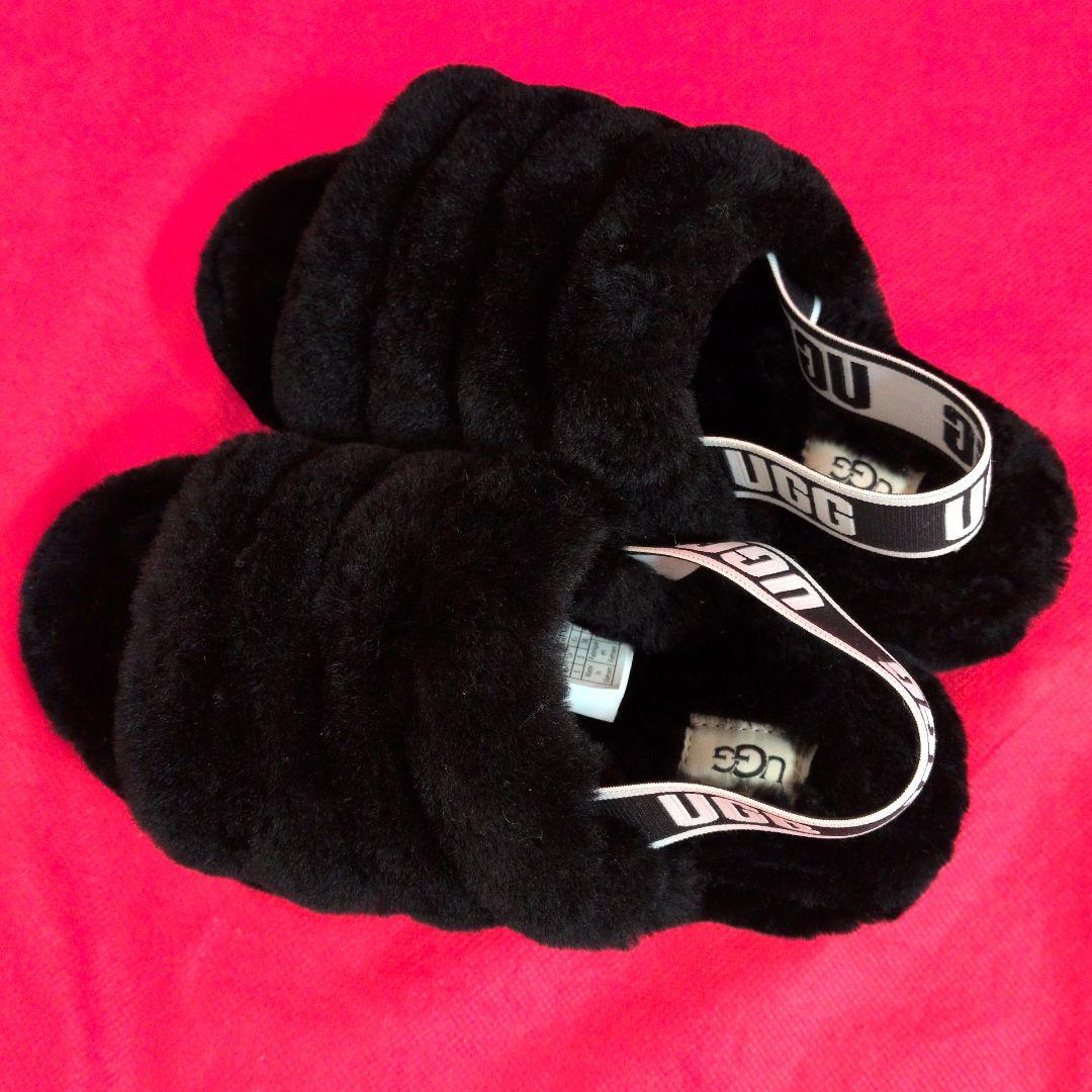 【未使用】UGGファーサンダル FLUFF YEAH SLIDE✨️モコモコ✨️