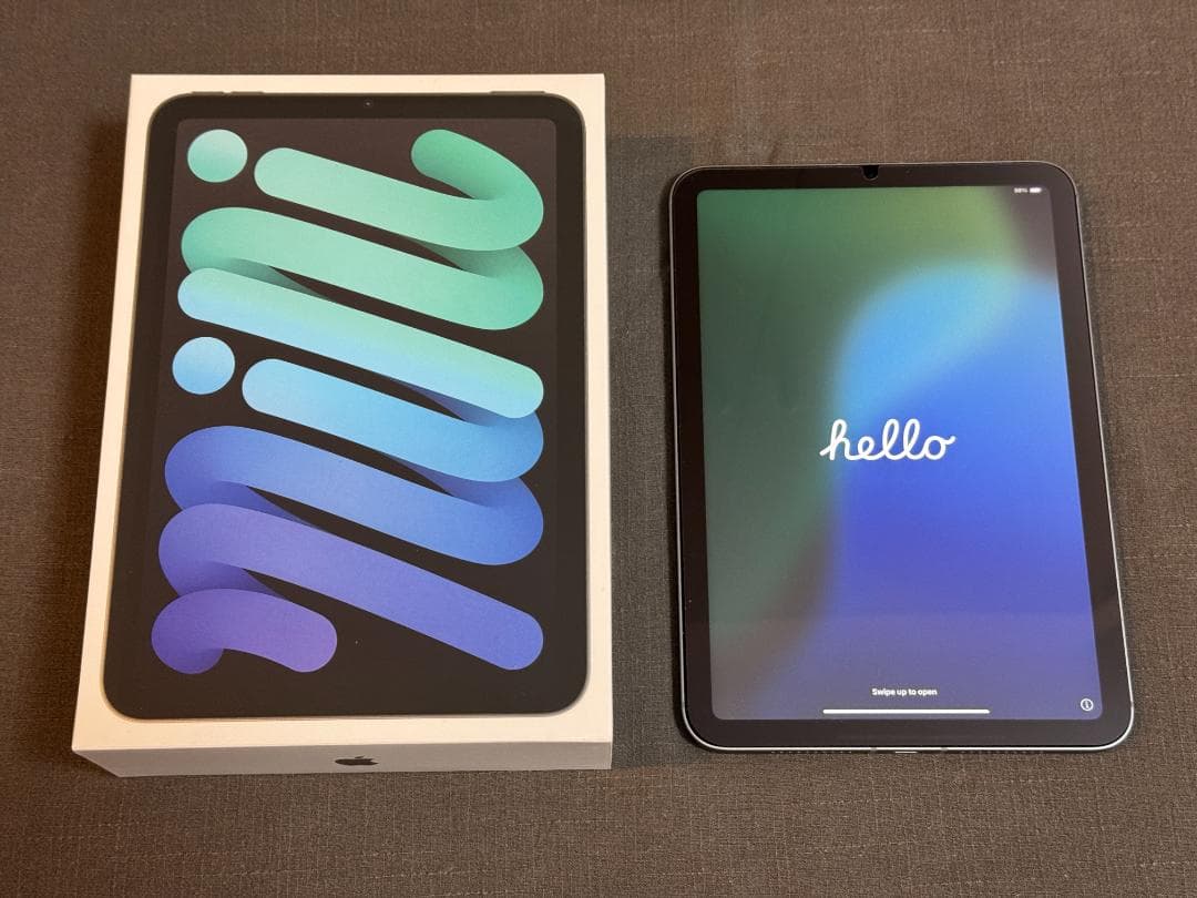 美品 iPad mini セルラー 256GB スペースグレイ A17 第7世代