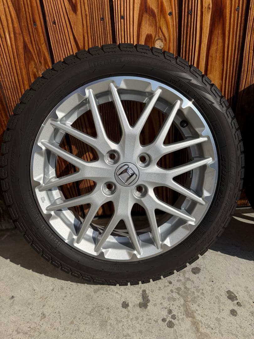 ホンダ 15インチ N-BOXスタッドレスタイヤセット