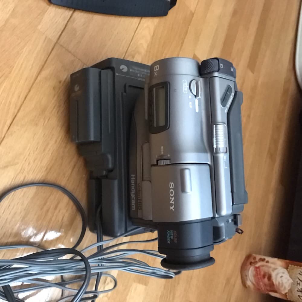 SONYハンディカム8ミリビデオカメラ