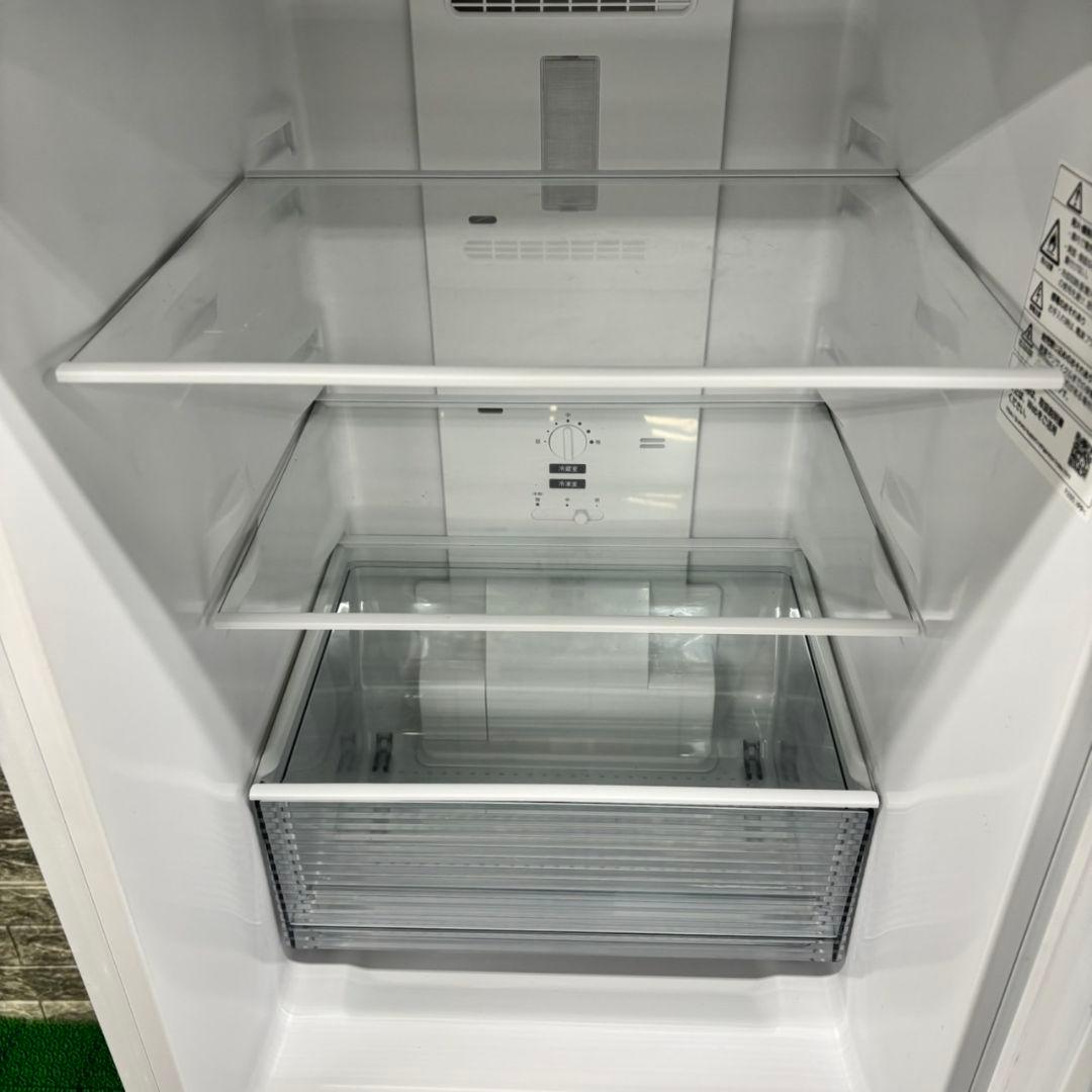 271 冷蔵庫　SHARP　200L弱　一人暮らし　洗濯機も有　美品　小型　格安