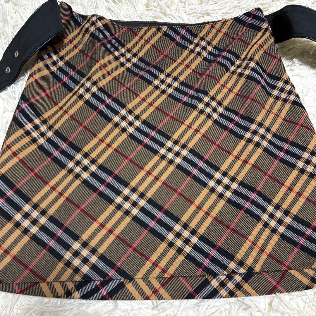 バーバリーブルーレーベル ノバチェック ベルト付 ミニスカート フレア 38